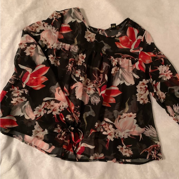 Brand: Le Chateau Size: XS - Picture 1 of 3